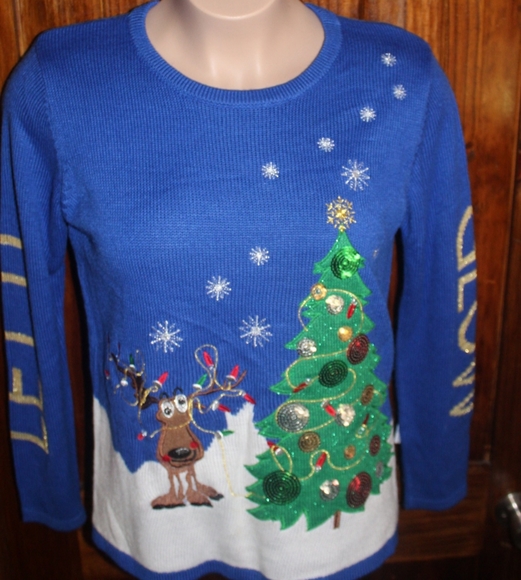 Light Up  Christmas Sweater - Picture 3 of 8